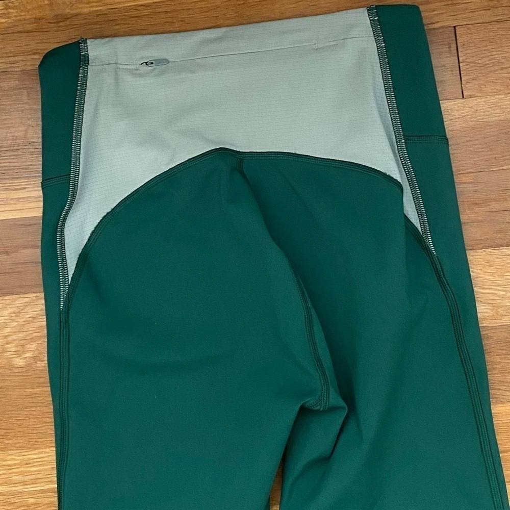 Outdoor Voices FrostKnit 7/8 Cold Weather Athletic Legging Rainforest Green XS - Picture 6 of 7